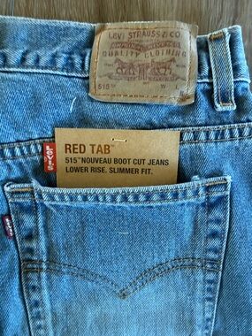 LEVI’S NWT. Vintage women’s Levi’s 515. Size 14